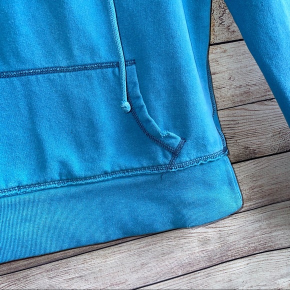 Hollister sweater women’s size medium California distress  Hoodie  blue pockets - Picture 6 of 9
